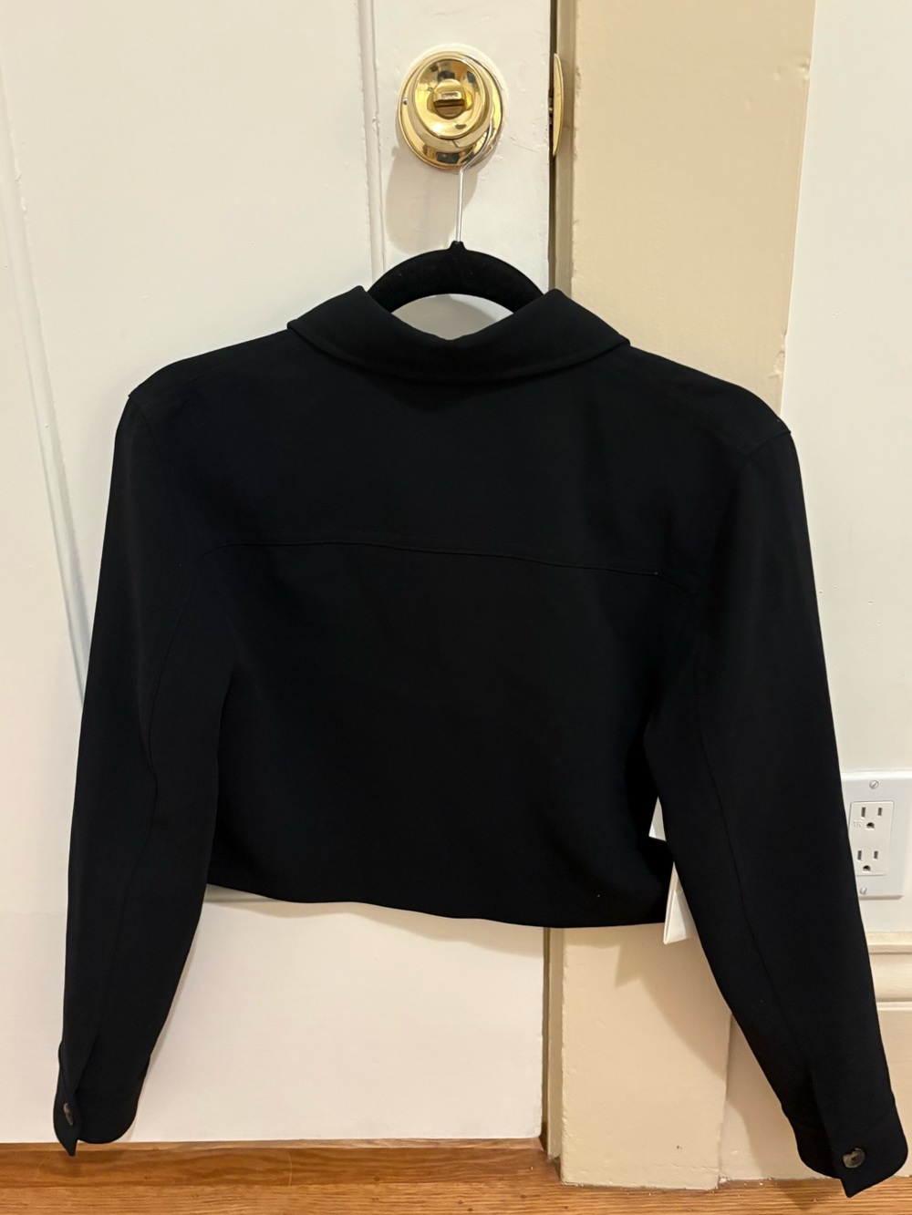 Aritzia Little Cropped Jacket - Picture 5 of 7